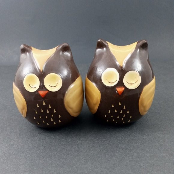 Set Of  Ceramic Owl Salt And Pepper Shaker - Picture 1 of 6